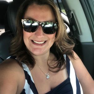 Meet your Posher, Meredith